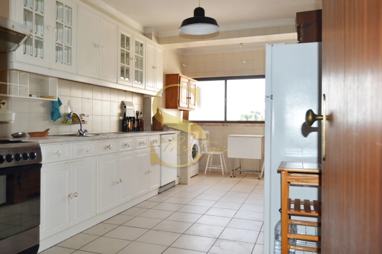 Apartamento T2 para Venda em Leiria, Pousos, Barreira e Cortes Foto 6