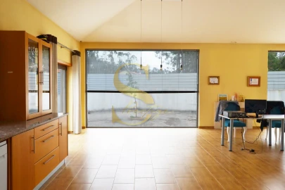 Moradia T3 para Venda em Santa Eufémia e Boa Vista