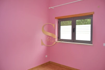 Moradia T3 para Venda em Santa Eufémia e Boa Vista