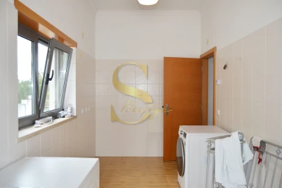 Moradia T3 para Venda em Santa Eufémia e Boa Vista