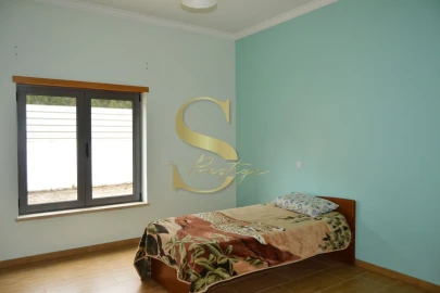 Moradia T3 para Venda em Santa Eufémia e Boa Vista