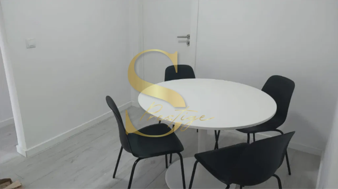 Moradia T9 para Venda em Ajuda Foto 5