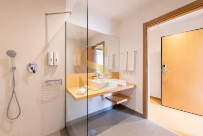 Quinta T10 para Venda em Monte Redondo e Carreira