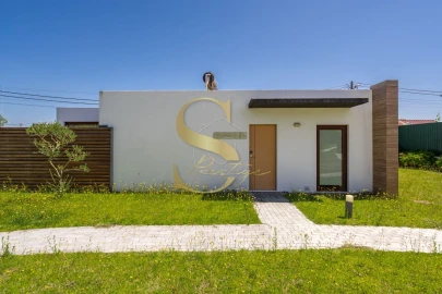 Quinta T10 para Venda em Monte Redondo e Carreira