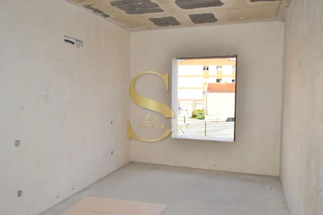 Apartamento T3 para Venda em Marinha Grande Foto 13