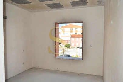 Apartamento T4 para Venda em Marinha Grande