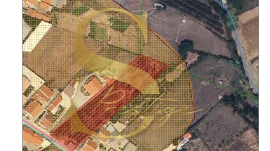 Terreno para Venda em Cela