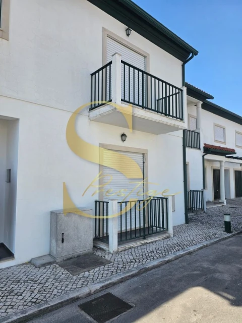 Moradia T3 para Venda em Marinha Grande
