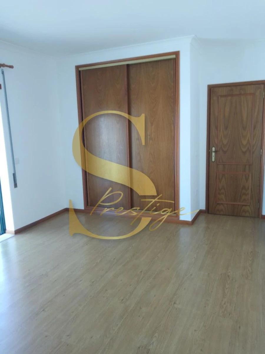 Moradia T3 para Venda em Marinha Grande Foto 23