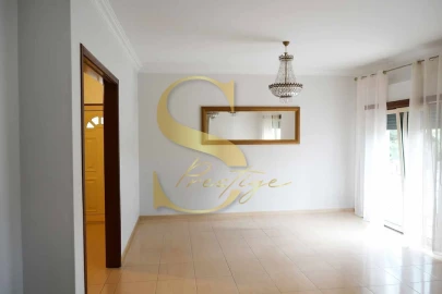 Moradia T4 para Venda em Santa Eufémia e Boa Vista