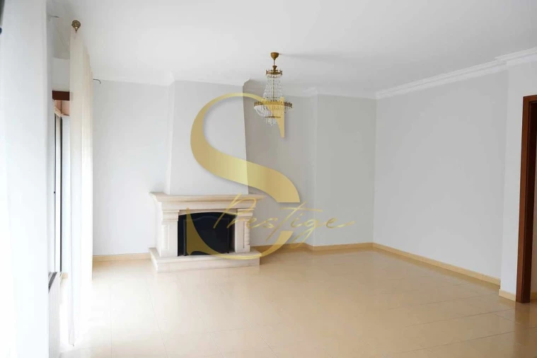 Moradia T4 para Venda em Santa Eufémia e Boa Vista Foto 5