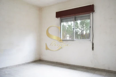 Moradia T3 para Venda em Rio de Couros e Casal dos Bernardos