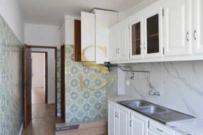 Apartamento T3 para Venda em Leiria, Pousos, Barreira e Cortes