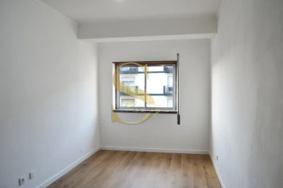 Apartamento T3 para Venda em Leiria, Pousos, Barreira e Cortes