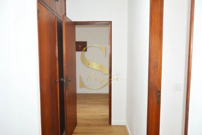 Apartamento T3 para Venda em Leiria, Pousos, Barreira e Cortes