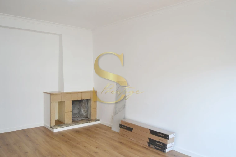 Apartamento T3 para Venda em Leiria, Pousos, Barreira e Cortes Foto 15