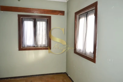 Moradia T3 para Venda em Santa Catarina da Serra e Chainça