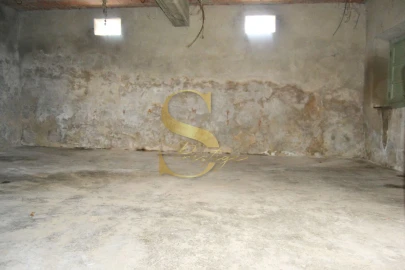 Moradia T3 para Venda em Santa Catarina da Serra e Chainça