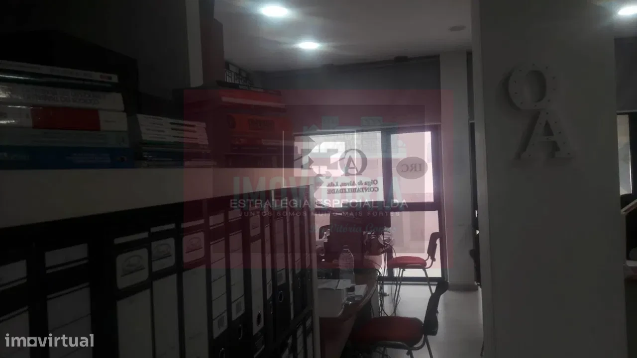 Loja para Venda em Charneca de Caparica e Sobreda Foto 5