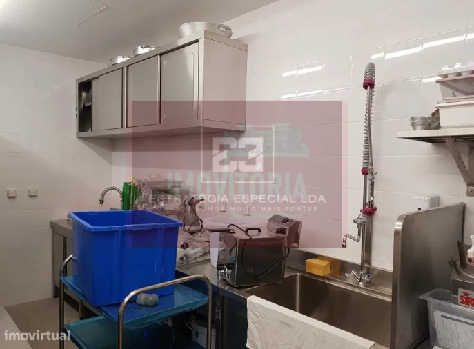 Loja para Trespasse em Palmela Foto 12