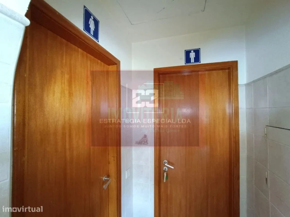 Loja para Trespasse em Algueirão-Mem Martins Foto 11