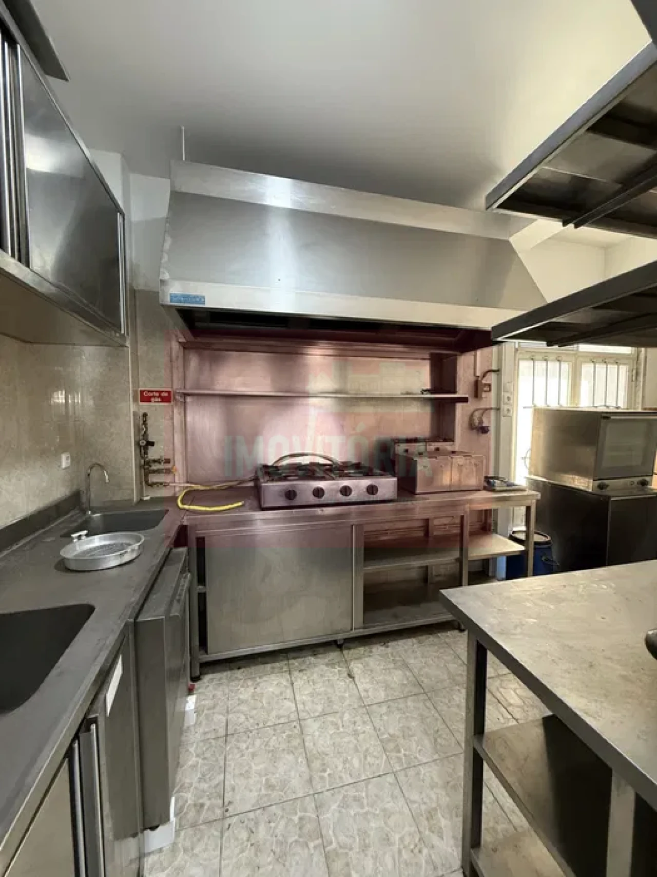 Loja para Venda em Amora Foto 1