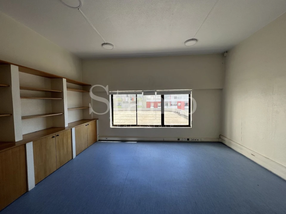 Loja para Arrendamento em Oeiras e São Julião da Barra, Paço de Arcos e Caxias Foto 9