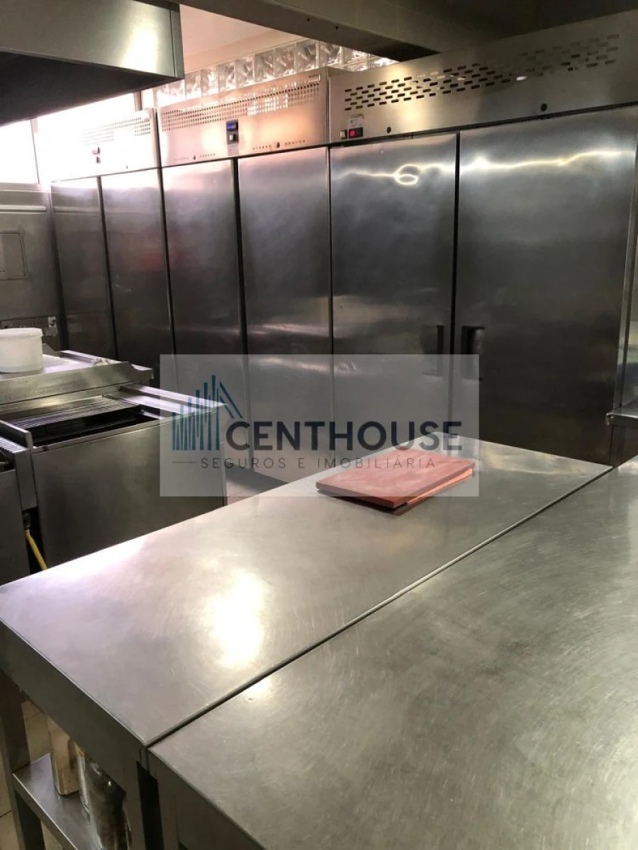 Loja para Trespasse em Tocha Foto 7