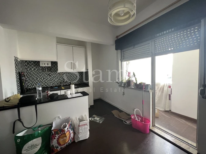 Apartamento T1 para Venda em Águas Livres Foto 2