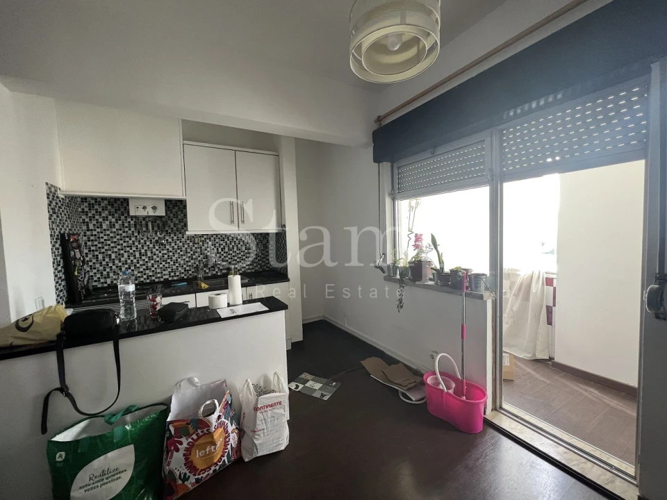 Apartamento T1 para Venda em Águas Livres Foto 2