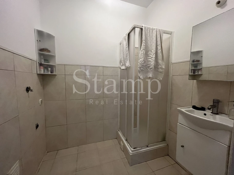 Apartamento T1 para Venda em Águas Livres Foto 9