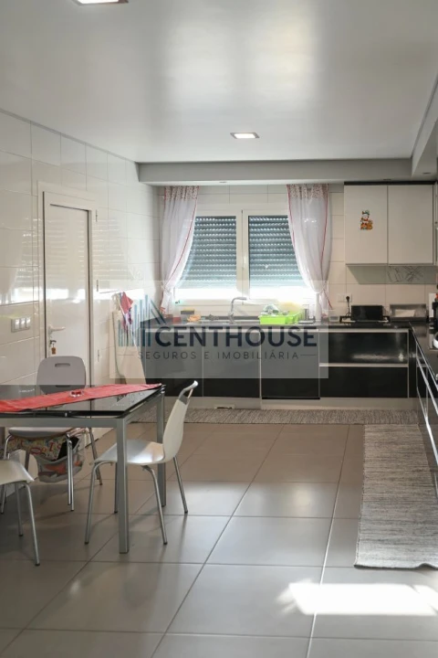 Moradia T4 para Venda em Tocha