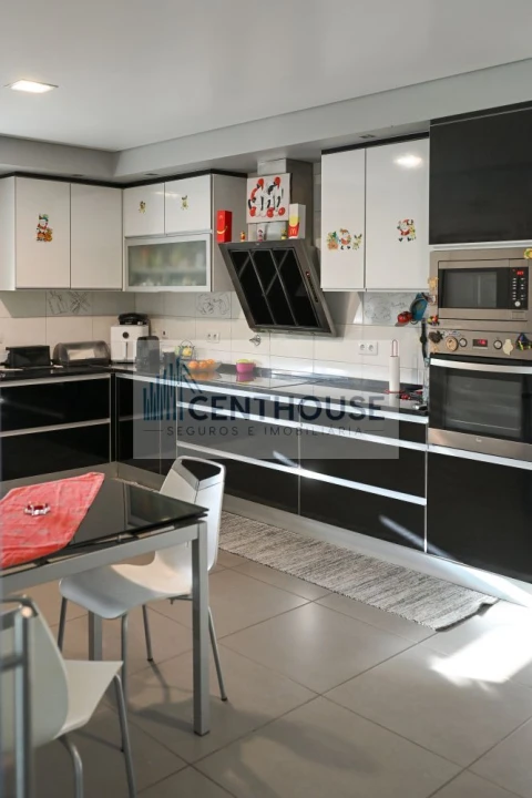 Moradia T4 para Venda em Tocha