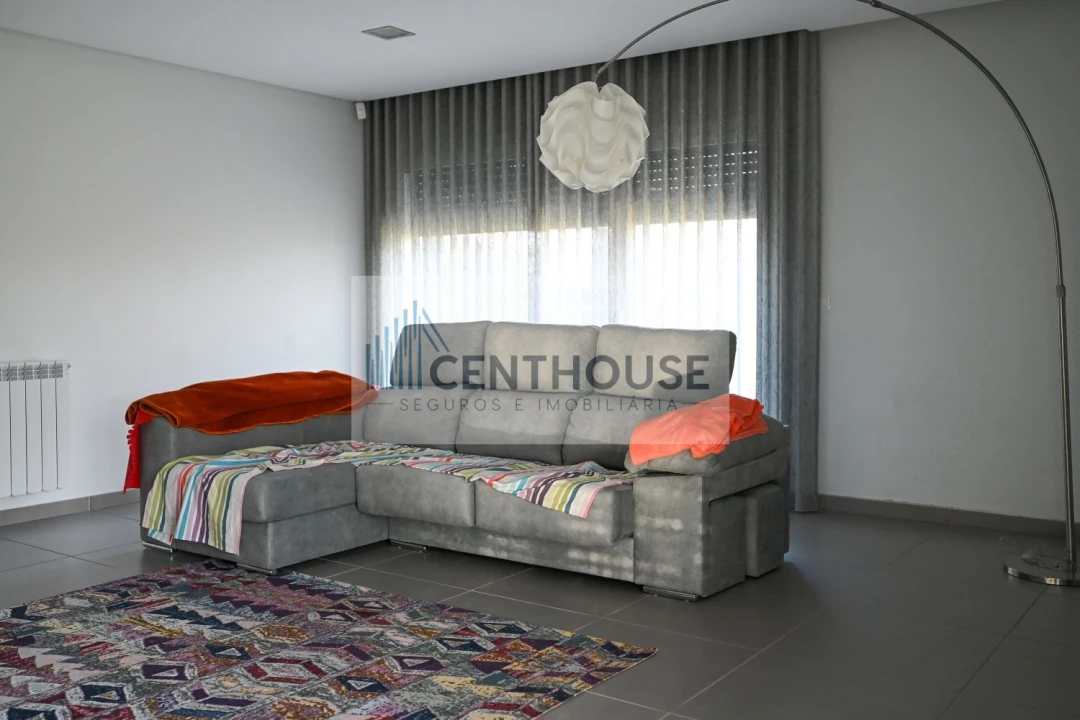 Moradia T4 para Venda em Tocha Foto 6