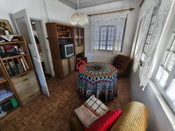 Moradia T6 para Venda em Abraveses