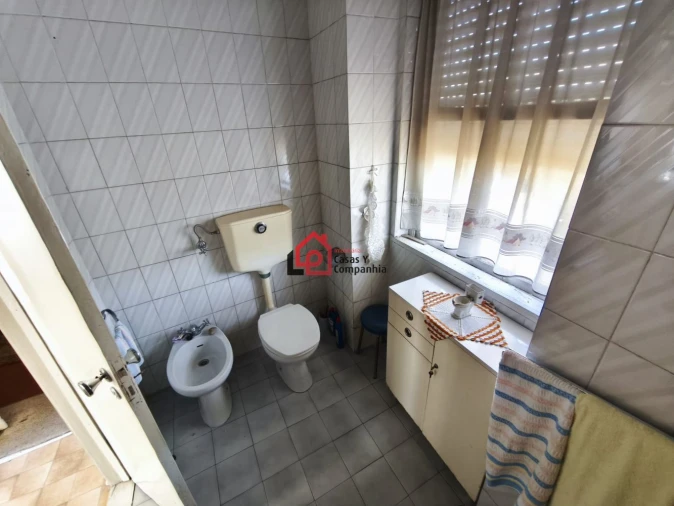 Moradia T6 para Venda em Abraveses Foto 15