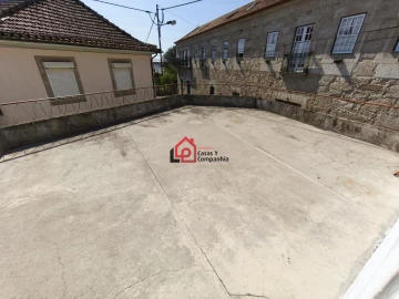 Loja para Venda em Abraveses