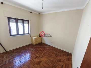 Loja para Venda em Abraveses