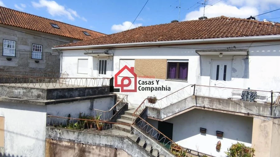 Loja para Venda em Abraveses
