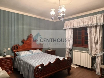 Moradia T6 para Venda em Sepins e Bolho