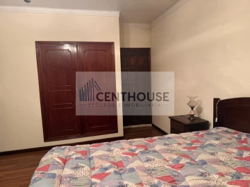 Moradia T6 para Venda em Sepins e Bolho