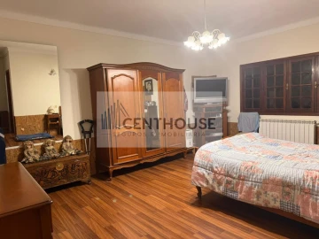 Moradia T6 para Venda em Sepins e Bolho