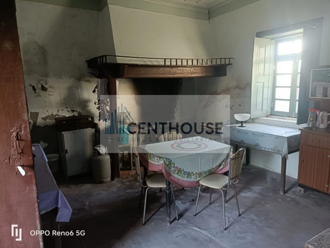 Moradia T3 para Venda em Carapelhos Foto 5