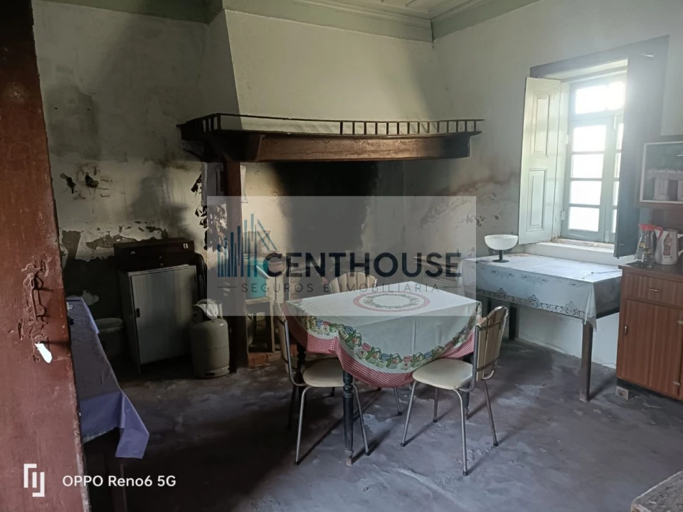 Moradia T3 para Venda em Carapelhos Foto 5