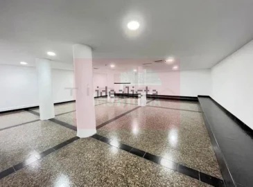 Loja para Arrendamento em Penha de França