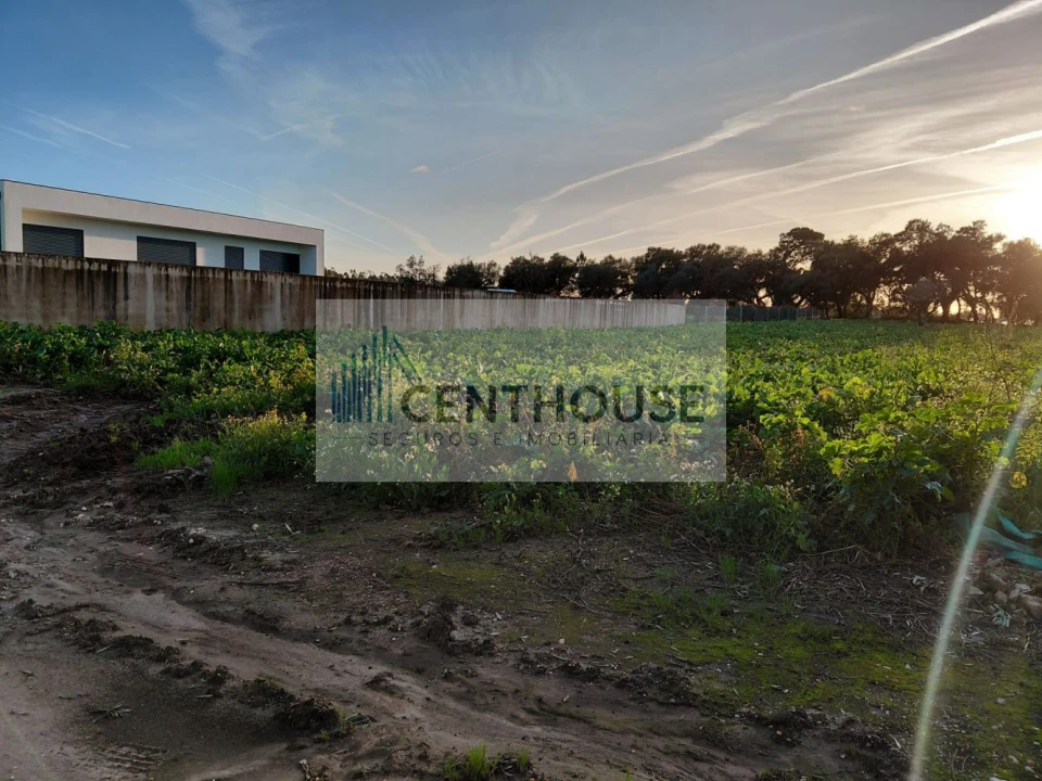 Terreno para Venda em Ourentã Foto 1