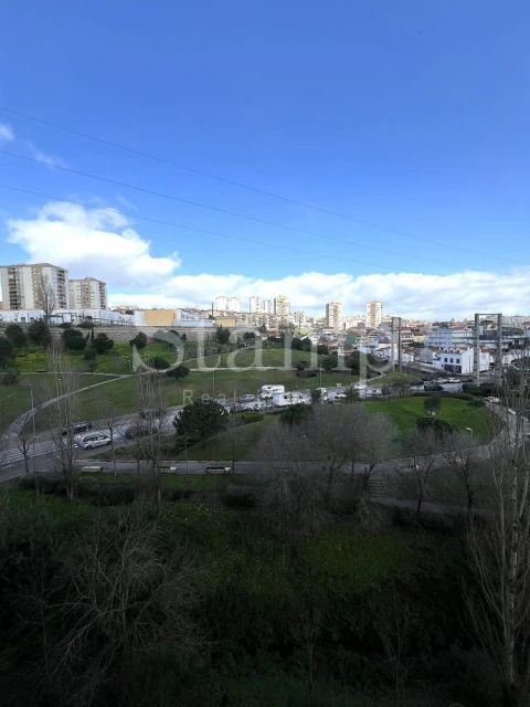 Apartamento T3 para Venda em Odivelas