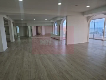 Loja para Arrendamento em Cascais e Estoril