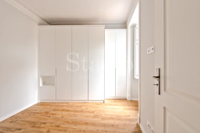 Apartamento T3 para Venda em Oeiras e São Julião da Barra, Paço de Arcos e Caxias