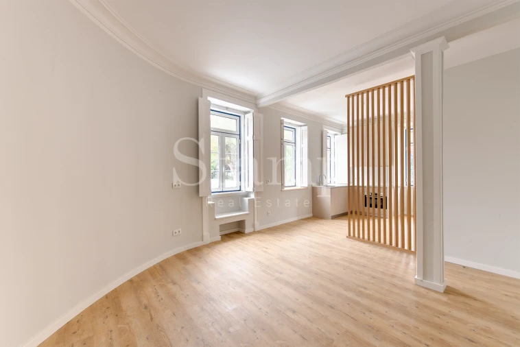 Apartamento T3 para Venda em Oeiras e São Julião da Barra, Paço de Arcos e Caxias Foto 2